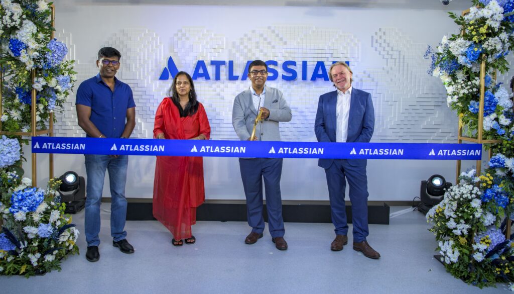 Paranth Thiruvengadam, Atlassian India Site Lead; Avani Solanki Prabhakar, Chief People Officer; Rajeev Rajan, Chief Technology Officer; Philip Green, Australian High Commissioner to India - Ribbon Cutting (From left to rig
