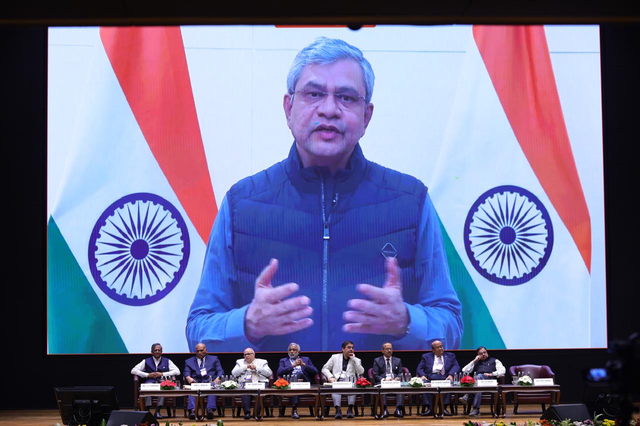 Shri Ashwini Vaishnaw, Hon’ble Union Minister for Railways, Information and Broadcasting, and Electronics & Information Technology, Government of India, addressing at the inaugural of Supercomputing 2025.